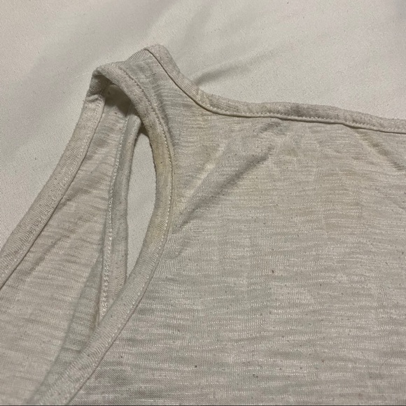 💙 Gray yin yang heart tank 💙 - Picture 6 of 7